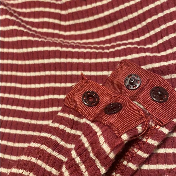 Off The Shoulder Ribbed Bodysuit - Picture 4 of 4